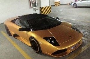 gold plated Lamborghini Murcielago 2