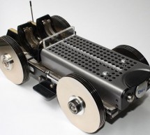 Artist immortalizes electronic waste in auto sculptures