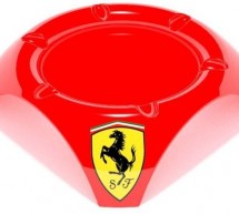 Ashtray with prancing horse will bind Ferrari nut with his passion