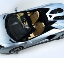 Lamborghini introduces another topless bull in Aventador LP 700-4 Roadster