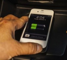 2013 Toyota Avalon becomes first car to offer wireless phone charging