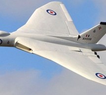 Dave Johnson’s radio-controlled Vulcan bomber is Uk’s biggest four-jet engine model airplane