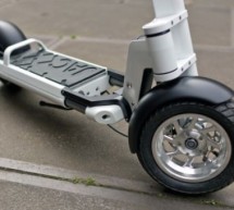 JAC foldable electric scooter bridges parking place to destination