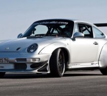 Mcchip morphs Porsche 993 GT2 into an intimidating track racer