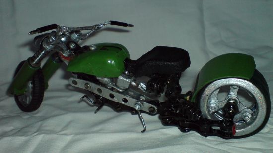 Scale souvenir motorbike models  5