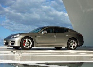 Porsche-Panamera_at_Porsche-Museum