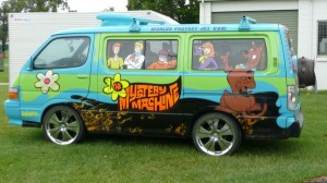 scooby-doo-mystery-machine-monster-trucks1