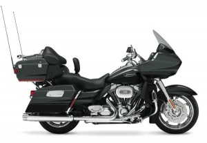 2011-Harley-CVO-Road-Glide-Ultra-FLTRUSE-charcoal