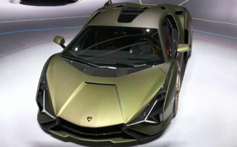 Lamborghini’s hybrid hypercar